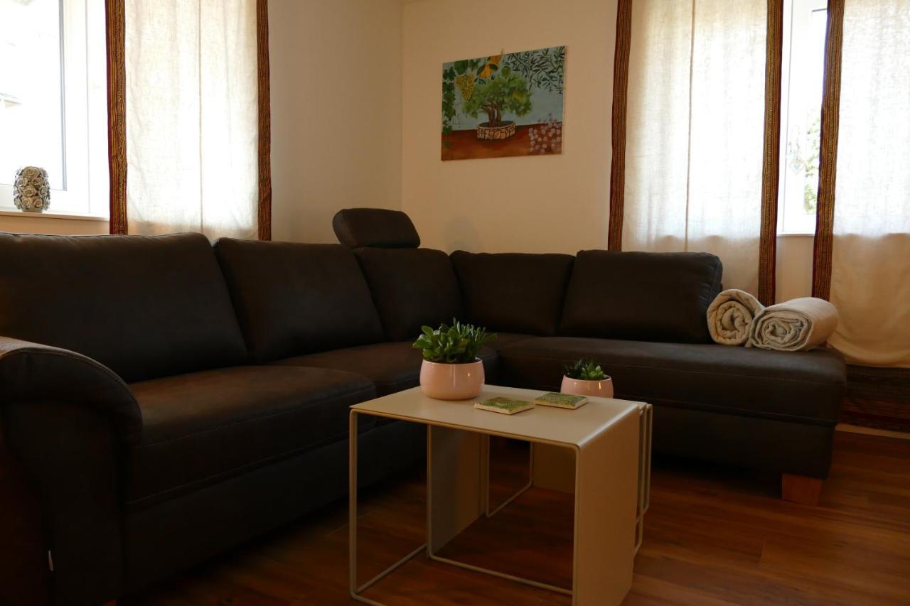 Ines Appartement Trittenheim Buitenkant foto